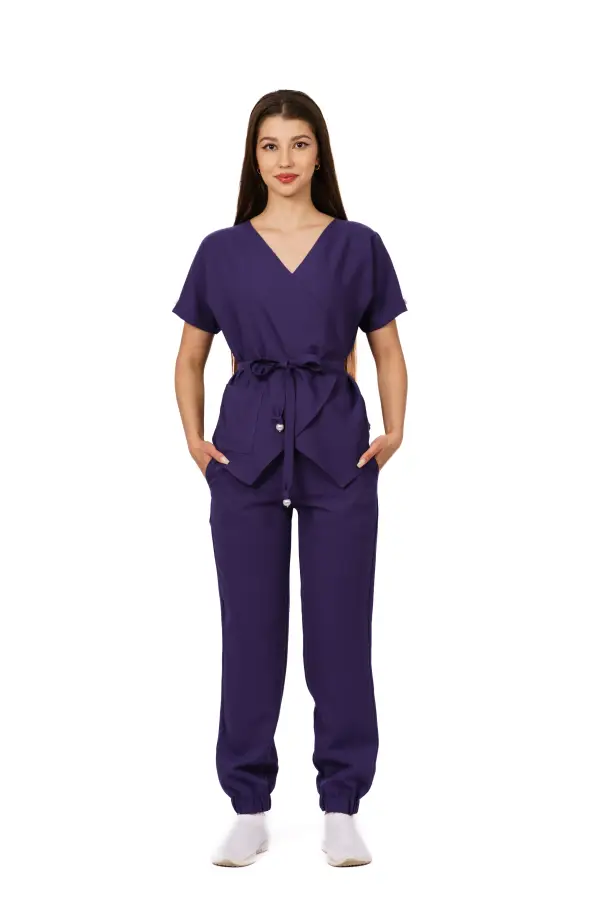 Costum medical dama, bluza-pantaloni, mov