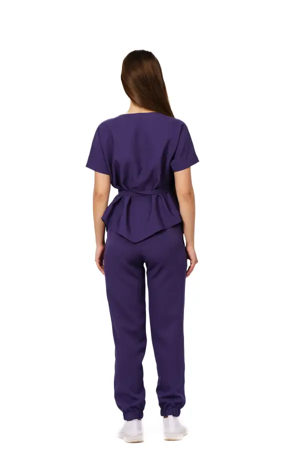 Costum medical dama, bluza-pantaloni, mov