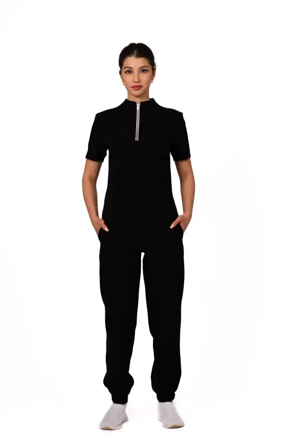 Uniforma medicala dama, bluza cu fermoar-pantaloni jogger, negru